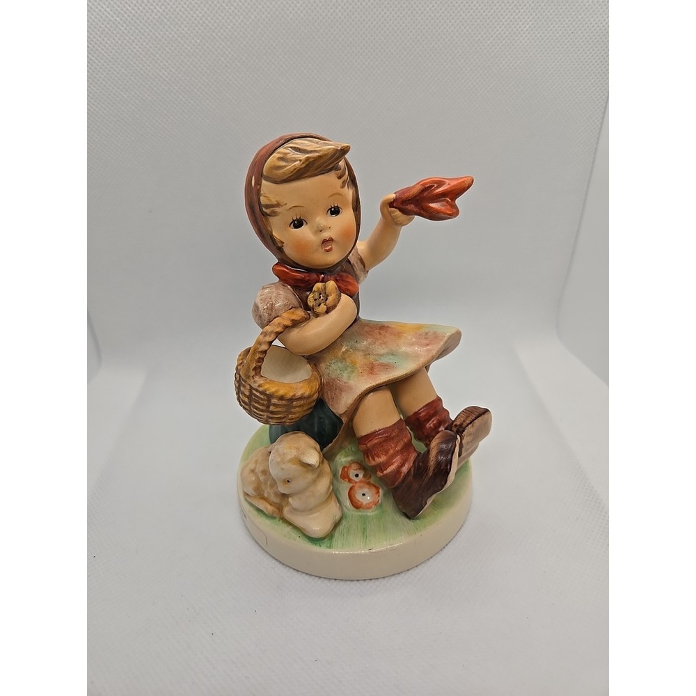 Goebel Hummel #65 "Farewell" Figurine Girl Waving with Lamb